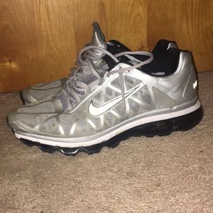 Grey / Nike / Air Max / Mens / Size 12